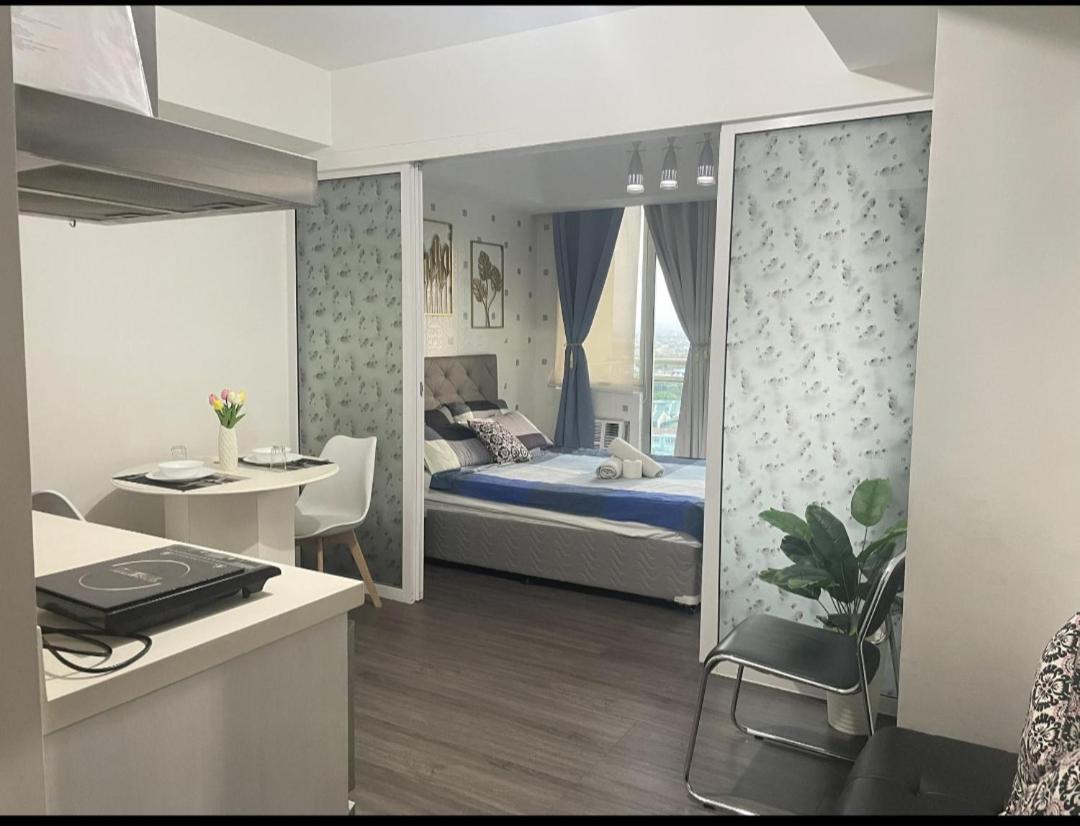 Azure Urban Resort With Wifi And Netflix Pasay Exterior photo